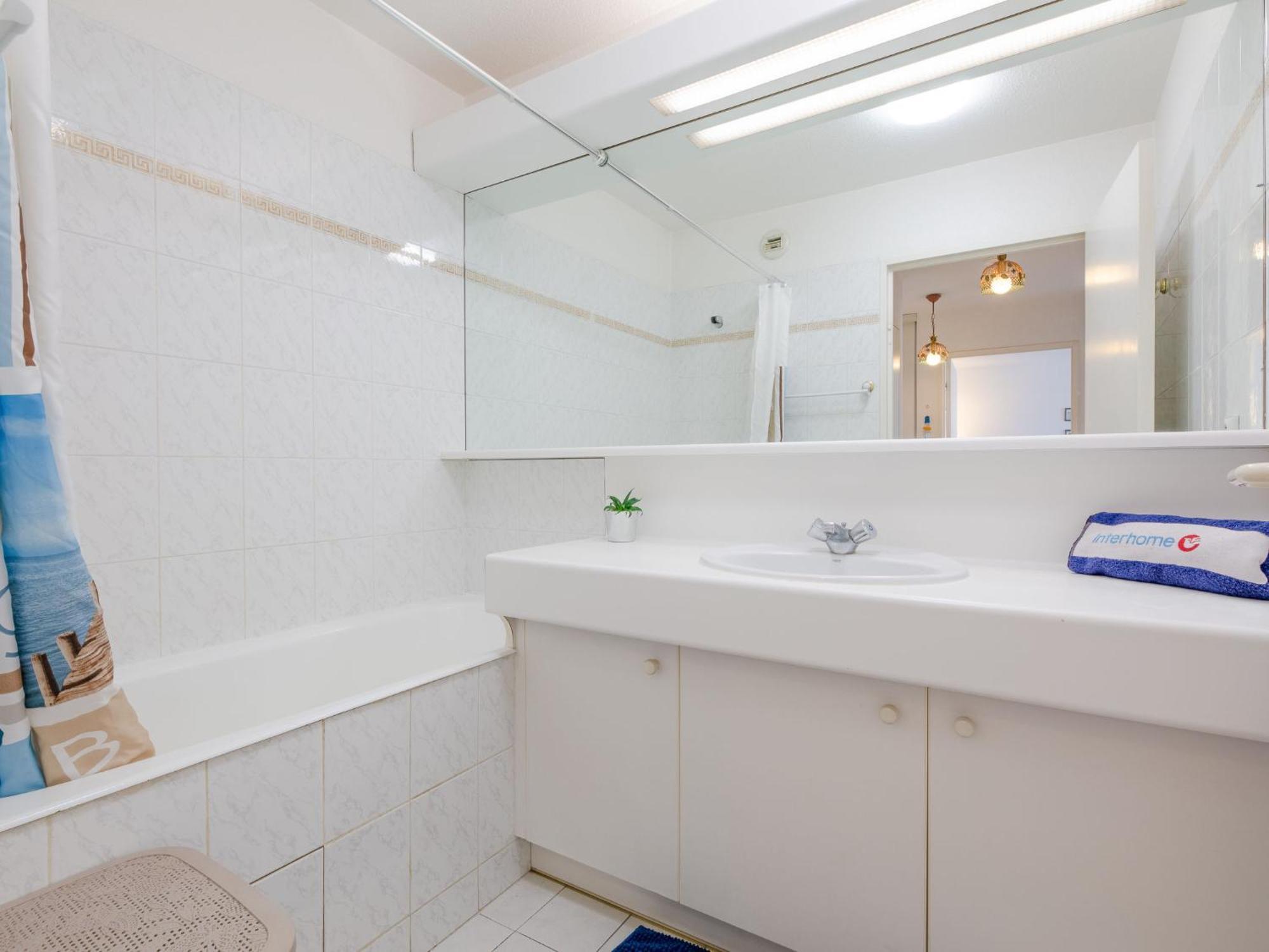 Apartment Le Borghese By Interhome เฟรฌูส ภายนอก รูปภาพ